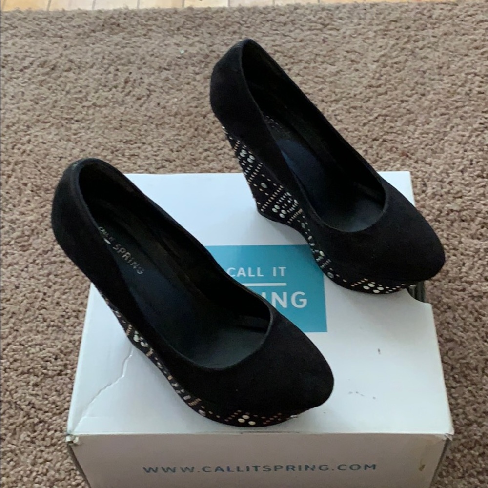 Call It Spring “Shandra” Wedges - Picture 3 of 5